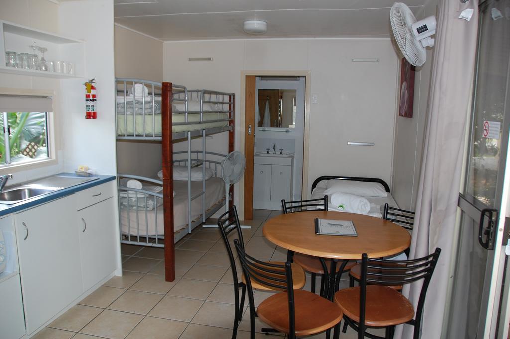 Hotel Lake Placid Tourist Park Caravonica Zewnętrze zdjęcie